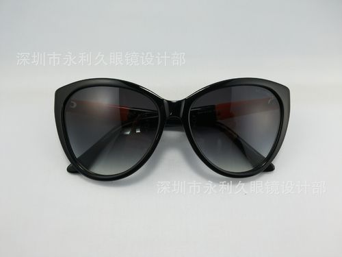由于此款太阳镜,工序复杂,制作成本高,本产品仅我们一家工厂生产,保质